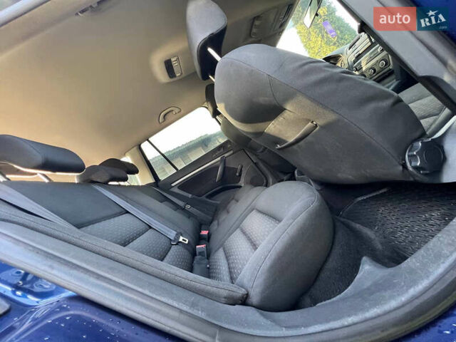 Синий Шкода Октавия, объемом двигателя 1.6 л и пробегом 310 тыс. км за 6999 $, фото 9 на Automoto.ua