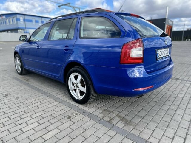 Синій Шкода Октавія, об'ємом двигуна 1.6 л та пробігом 222 тис. км за 6800 $, фото 2 на Automoto.ua