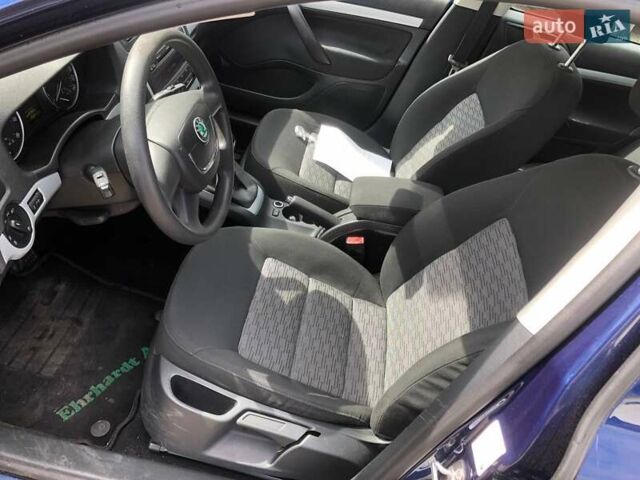 Синий Шкода Октавия, объемом двигателя 1.4 л и пробегом 266 тыс. км за 5800 $, фото 20 на Automoto.ua