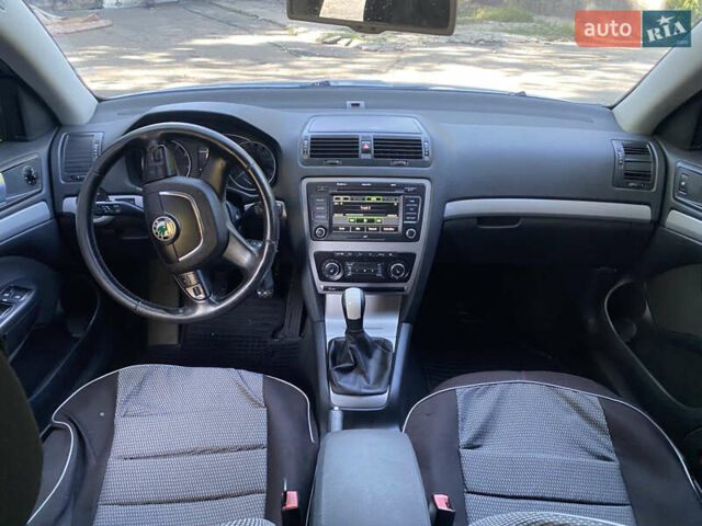 Синий Шкода Октавия, объемом двигателя 1.39 л и пробегом 230 тыс. км за 5650 $, фото 21 на Automoto.ua