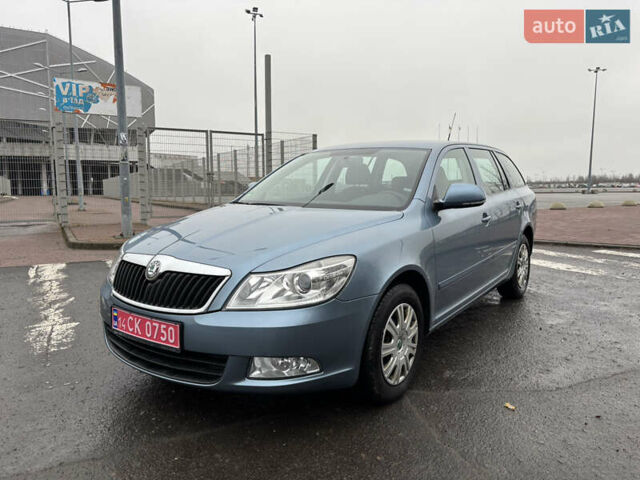 Синий Шкода Октавия, объемом двигателя 1.6 л и пробегом 86 тыс. км за 7900 $, фото 2 на Automoto.ua
