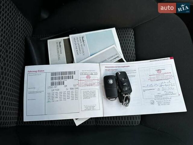 Синий Шкода Октавия, объемом двигателя 1.4 л и пробегом 244 тыс. км за 6900 $, фото 22 на Automoto.ua