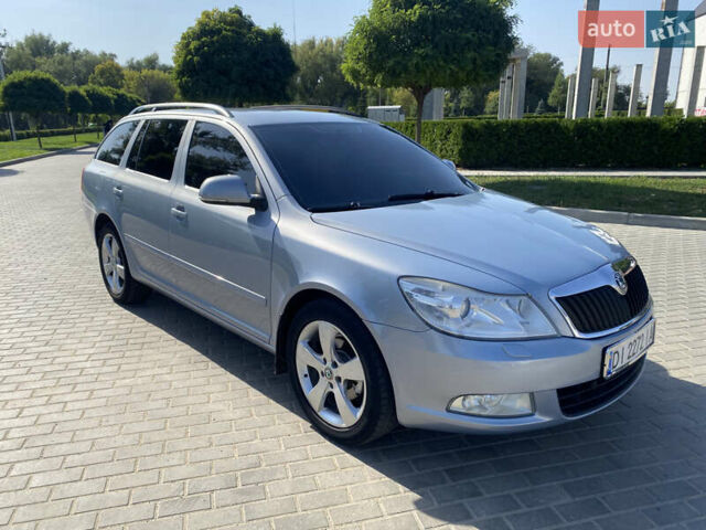 Синий Шкода Октавия, объемом двигателя 1.39 л и пробегом 230 тыс. км за 5650 $, фото 14 на Automoto.ua