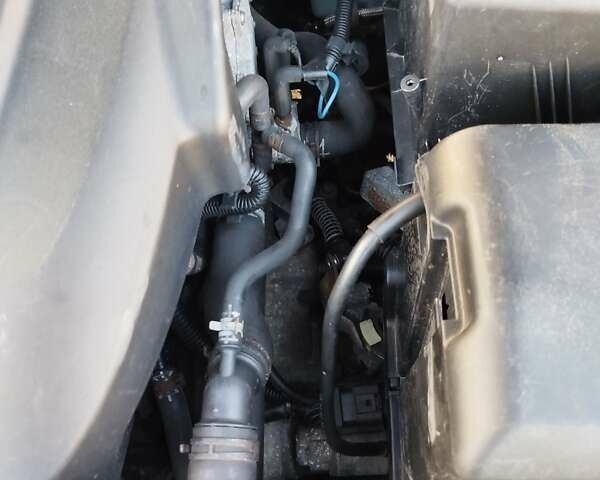 Синій Шкода Октавія, об'ємом двигуна 1.9 л та пробігом 269 тис. км за 6100 $, фото 13 на Automoto.ua