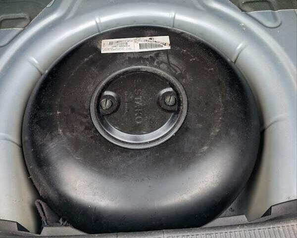 Синий Шкода Октавия, объемом двигателя 1.6 л и пробегом 213 тыс. км за 7800 $, фото 15 на Automoto.ua