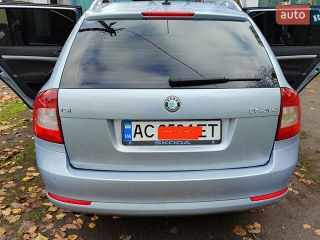 Синій Шкода Октавія, об'ємом двигуна 1.8 л та пробігом 218 тис. км за 7600 $, фото 2 на Automoto.ua