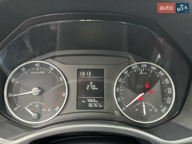 Синий Шкода Октавия, объемом двигателя 1.6 л и пробегом 86 тыс. км за 7900 $, фото 31 на Automoto.ua