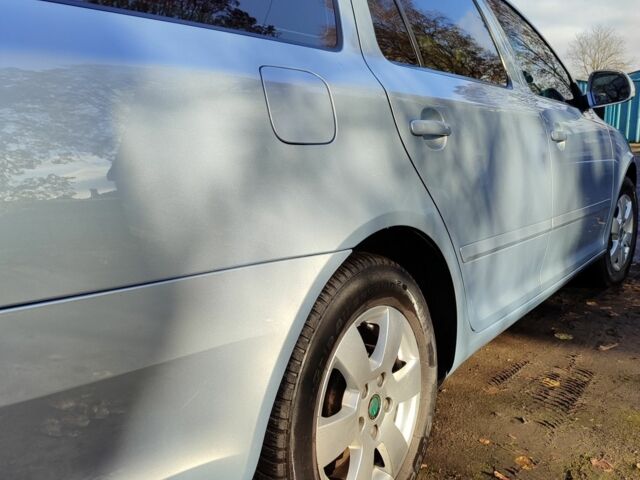 Синій Шкода Октавія, об'ємом двигуна 1.8 л та пробігом 218 тис. км за 7600 $, фото 6 на Automoto.ua