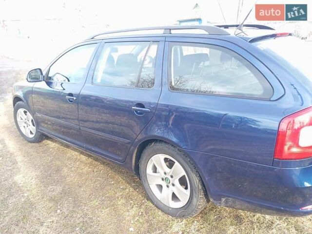 Синий Шкода Октавия, объемом двигателя 1.8 л и пробегом 160 тыс. км за 7100 $, фото 5 на Automoto.ua