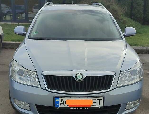 Синій Шкода Октавія, об'ємом двигуна 1.8 л та пробігом 218 тис. км за 7600 $, фото 7 на Automoto.ua