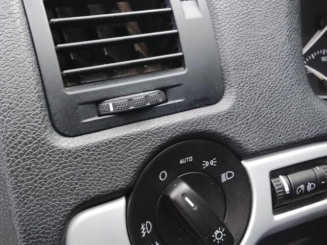 Синій Шкода Октавія, об'ємом двигуна 1.8 л та пробігом 228 тис. км за 7600 $, фото 15 на Automoto.ua