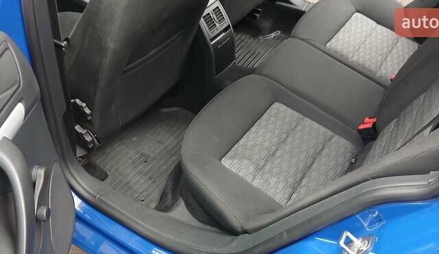 Синій Шкода Октавія, об'ємом двигуна 1.6 л та пробігом 205 тис. км за 7150 $, фото 9 на Automoto.ua