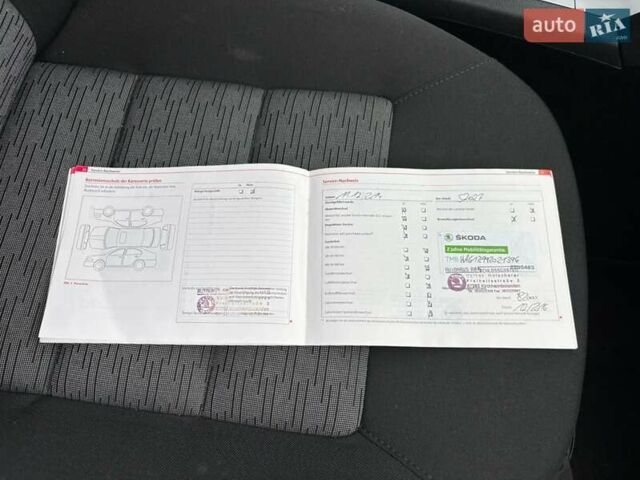 Синий Шкода Октавия, объемом двигателя 1.6 л и пробегом 86 тыс. км за 7900 $, фото 38 на Automoto.ua