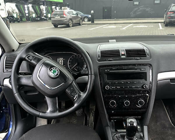 Синий Шкода Октавия, объемом двигателя 1.9 л и пробегом 350 тыс. км за 5700 $, фото 20 на Automoto.ua