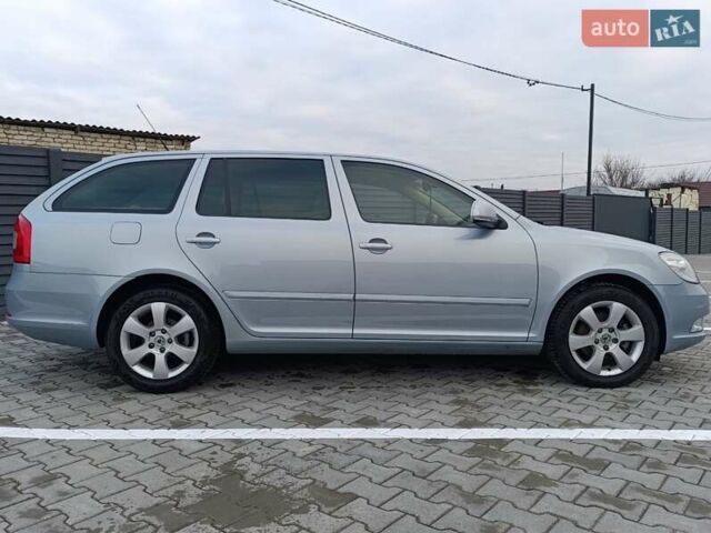 Синий Шкода Октавия, объемом двигателя 1.8 л и пробегом 228 тыс. км за 7600 $, фото 5 на Automoto.ua