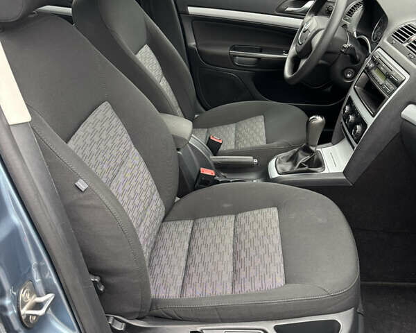 Синий Шкода Октавия, объемом двигателя 1.6 л и пробегом 86 тыс. км за 7900 $, фото 19 на Automoto.ua