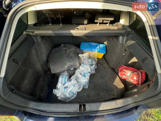 Синий Шкода Октавия, объемом двигателя 1.6 л и пробегом 310 тыс. км за 6999 $, фото 10 на Automoto.ua