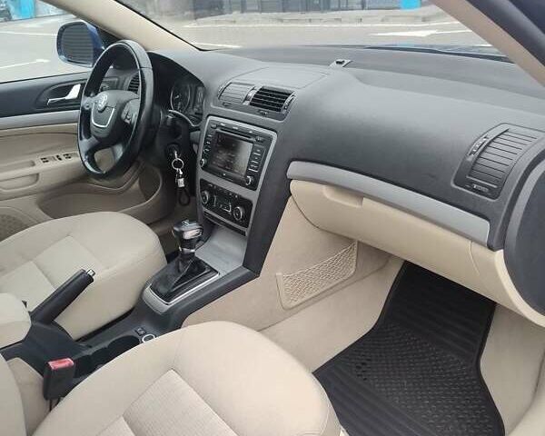 Синий Шкода Октавия, объемом двигателя 1.4 л и пробегом 249 тыс. км за 7200 $, фото 25 на Automoto.ua