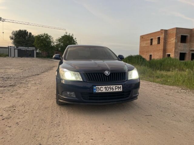 Синий Шкода Октавия, объемом двигателя 2 л и пробегом 279 тыс. км за 7500 $, фото 12 на Automoto.ua
