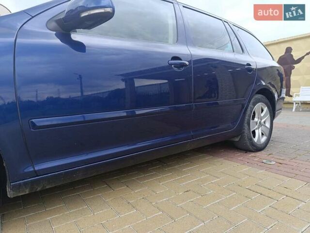 Синий Шкода Октавия, объемом двигателя 1.8 л и пробегом 181 тыс. км за 9100 $, фото 4 на Automoto.ua