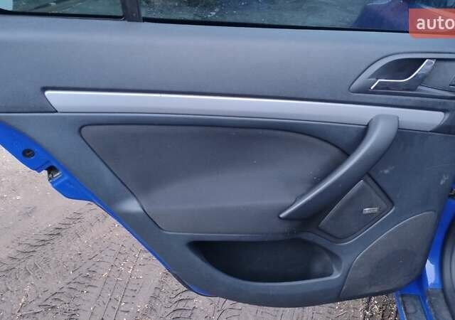 Синій Шкода Октавія, об'ємом двигуна 1.8 л та пробігом 264 тис. км за 5299 $, фото 19 на Automoto.ua