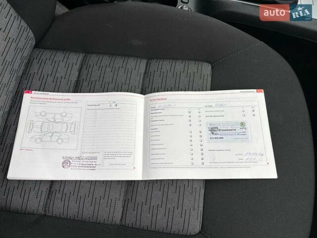 Синий Шкода Октавия, объемом двигателя 1.6 л и пробегом 86 тыс. км за 7900 $, фото 41 на Automoto.ua