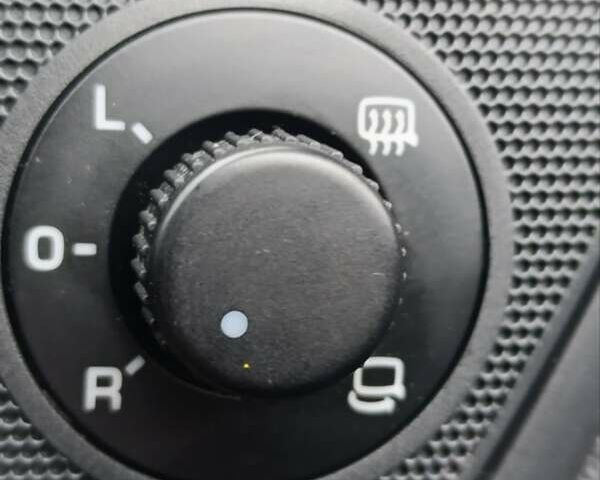 Синій Шкода Октавія, об'ємом двигуна 1.8 л та пробігом 228 тис. км за 7400 $, фото 18 на Automoto.ua