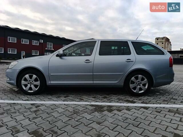 Синій Шкода Октавія, об'ємом двигуна 1.8 л та пробігом 228 тис. км за 7400 $, фото 16 на Automoto.ua