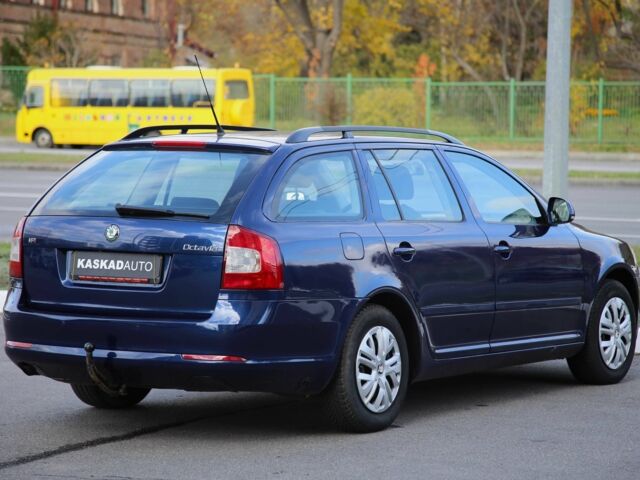 Шкода Октавія 2009 у Харкові на Automoto.ua Синій Шкода Октавія, об'ємом двигуна 1.6 л та пробігом 249 тис. км за 6999 $, фото 5 на Automoto.ua