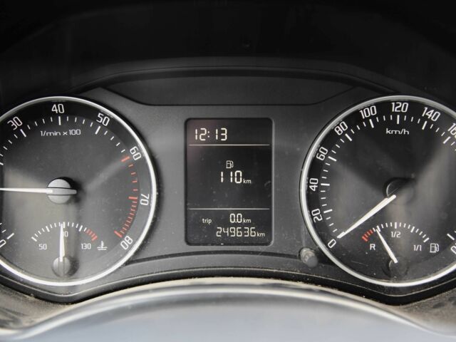 Шкода Октавія 2009 у Харкові на Automoto.ua Синій Шкода Октавія, об'ємом двигуна 1.6 л та пробігом 249 тис. км за 6999 $, фото 13 на Automoto.ua