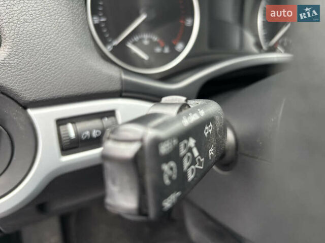 Синий Шкода Октавия, объемом двигателя 1.6 л и пробегом 86 тыс. км за 7900 $, фото 26 на Automoto.ua