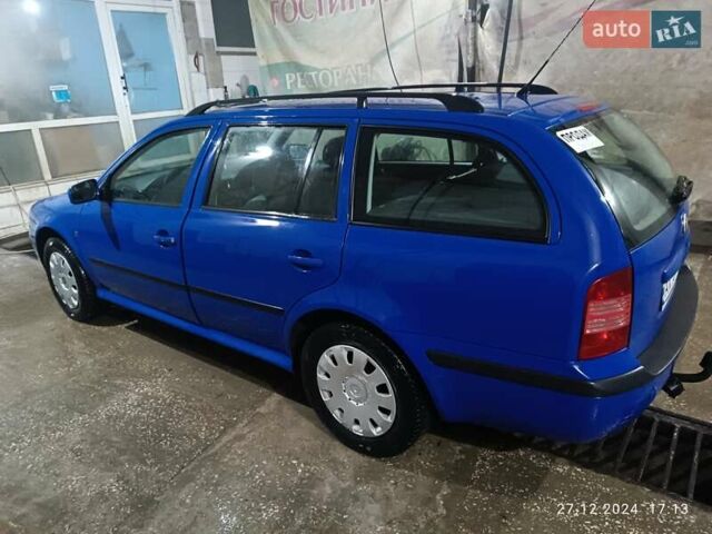 Синий Шкода Октавия, объемом двигателя 1.6 л и пробегом 252 тыс. км за 4999 $, фото 4 на Automoto.ua