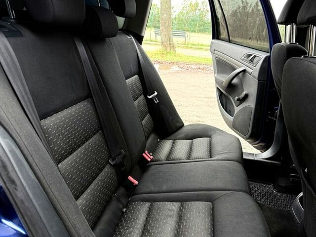 Синий Шкода Октавия, объемом двигателя 1.6 л и пробегом 250 тыс. км за 7200 $, фото 5 на Automoto.ua