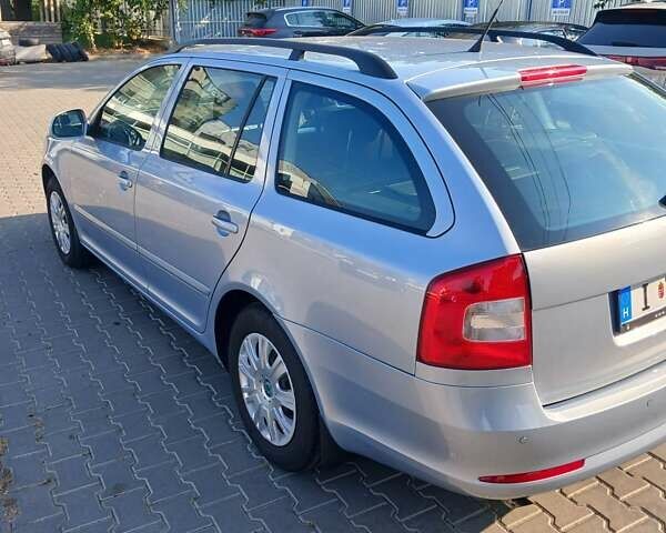 Синій Шкода Октавія, об'ємом двигуна 1.6 л та пробігом 282 тис. км за 7200 $, фото 10 на Automoto.ua