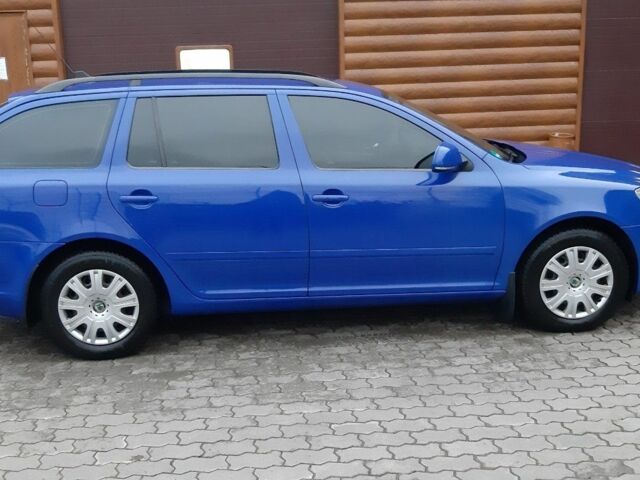 Синий Шкода Октавия, объемом двигателя 1.9 л и пробегом 250 тыс. км за 7100 $, фото 1 на Automoto.ua