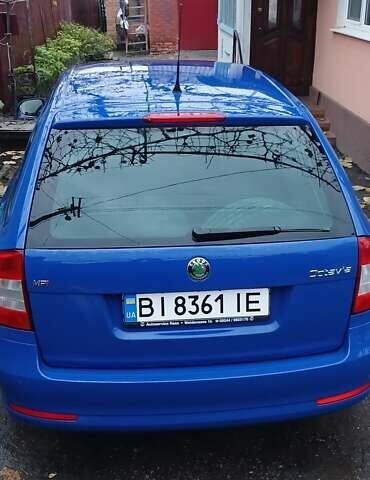 Синій Шкода Октавія, об'ємом двигуна 1.6 л та пробігом 205 тис. км за 7150 $, фото 3 на Automoto.ua