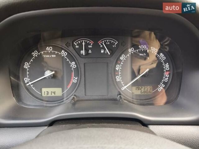 Синій Шкода Октавія, об'ємом двигуна 1.6 л та пробігом 192 тис. км за 5500 $, фото 8 на Automoto.ua