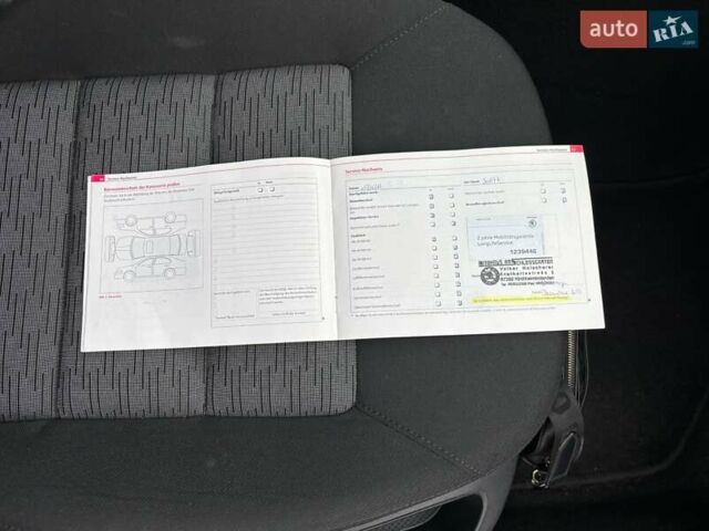 Синий Шкода Октавия, объемом двигателя 1.6 л и пробегом 86 тыс. км за 7900 $, фото 35 на Automoto.ua