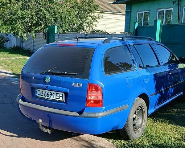 Синий Шкода Октавия, объемом двигателя 1.6 л и пробегом 200 тыс. км за 5500 $, фото 9 на Automoto.ua