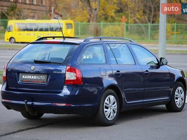 Шкода Октавія 2009 у Харкові на Automoto.ua Синій Шкода Октавія, об'ємом двигуна 1.6 л та пробігом 249 тис. км за 6999 $, фото 5 на Automoto.ua