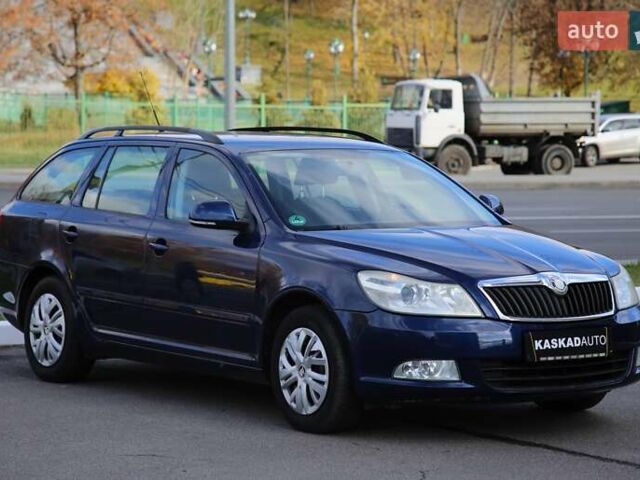 Шкода Октавія 2009 у Харкові на Automoto.ua Синій Шкода Октавія, об'ємом двигуна 1.6 л та пробігом 249 тис. км за 6999 $, фото 2 на Automoto.ua