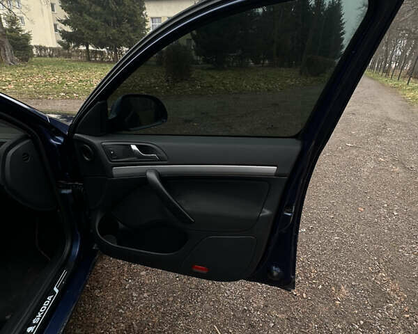 Синий Шкода Октавия, объемом двигателя 1.9 л и пробегом 355 тыс. км за 5500 $, фото 20 на Automoto.ua