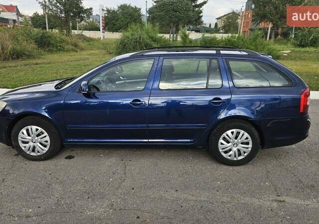 Синий Шкода Октавия, объемом двигателя 1.6 л и пробегом 249 тыс. км за 7500 $, фото 4 на Automoto.ua