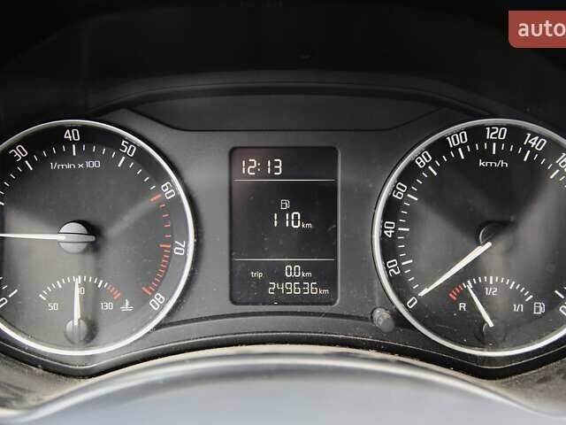 Шкода Октавія 2009 у Харкові на Automoto.ua Синій Шкода Октавія, об'ємом двигуна 1.6 л та пробігом 249 тис. км за 6999 $, фото 13 на Automoto.ua