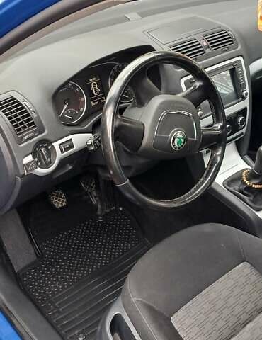 Синій Шкода Октавія, об'ємом двигуна 1.6 л та пробігом 205 тис. км за 7150 $, фото 8 на Automoto.ua