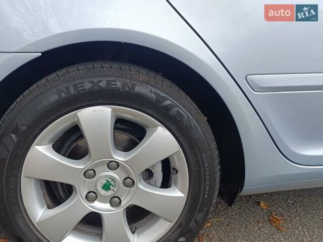 Синий Шкода Октавия, объемом двигателя 1.8 л и пробегом 227 тыс. км за 7800 $, фото 34 на Automoto.ua