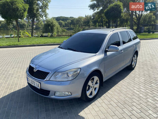Синий Шкода Октавия, объемом двигателя 1.39 л и пробегом 230 тыс. км за 5650 $, фото 4 на Automoto.ua