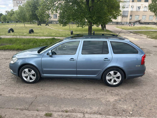 Синій Шкода Октавія, об'ємом двигуна 0 л та пробігом 190 тис. км за 7500 $, фото 1 на Automoto.ua