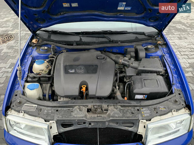 Синій Шкода Октавія, об'ємом двигуна 1.6 л та пробігом 195 тис. км за 6500 $, фото 17 на Automoto.ua