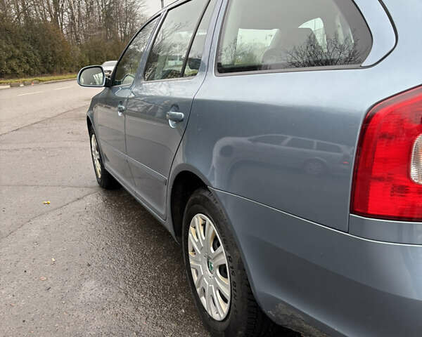 Синий Шкода Октавия, объемом двигателя 1.6 л и пробегом 86 тыс. км за 7900 $, фото 8 на Automoto.ua